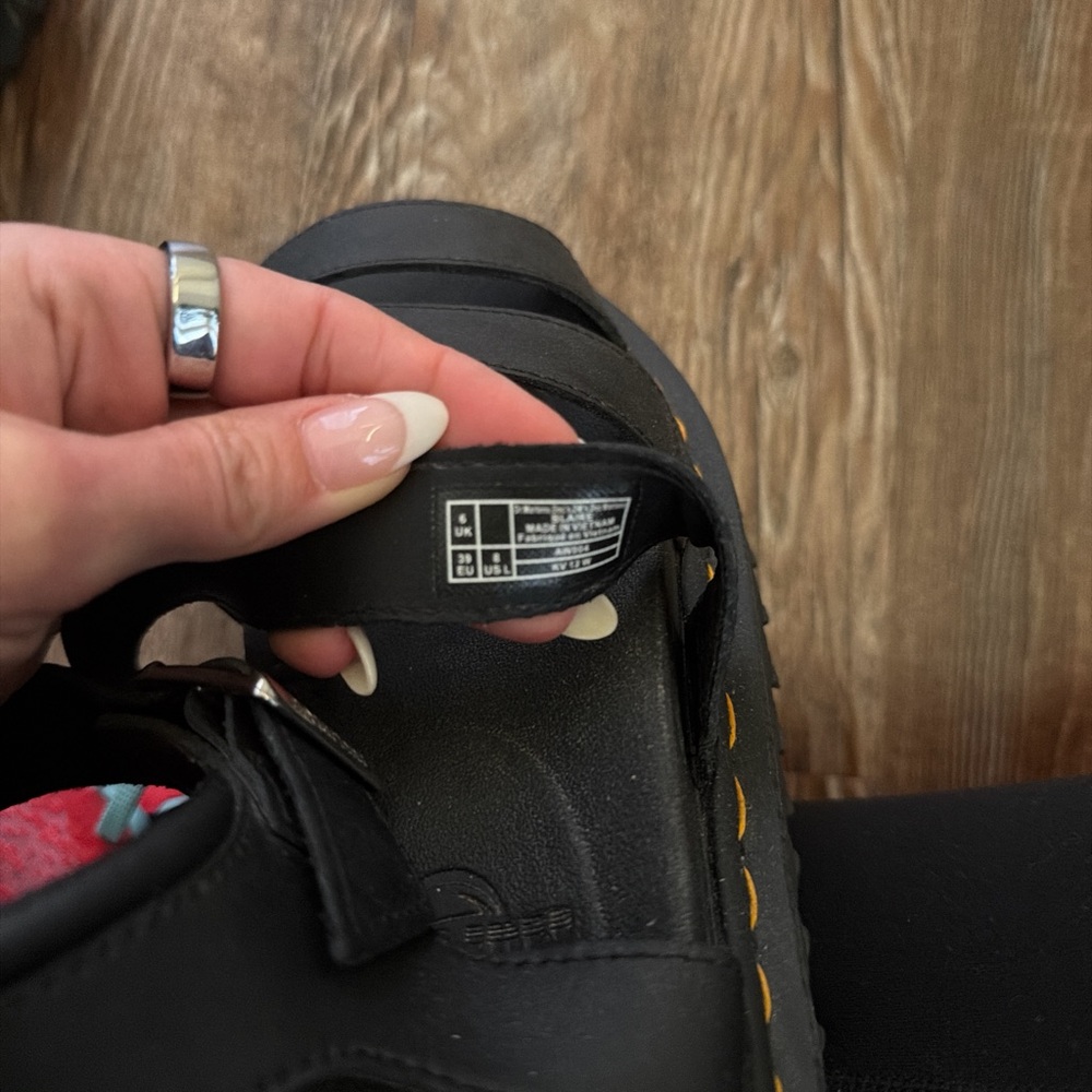 Dr. Martens Blair platform sandals with Yellow Stitching - Picture 7 of 8